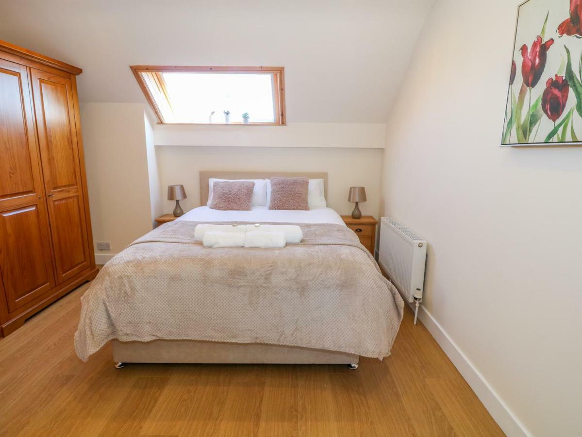Llain Haf Apartment แคลนเกฟนี ภายนอก รูปภาพ