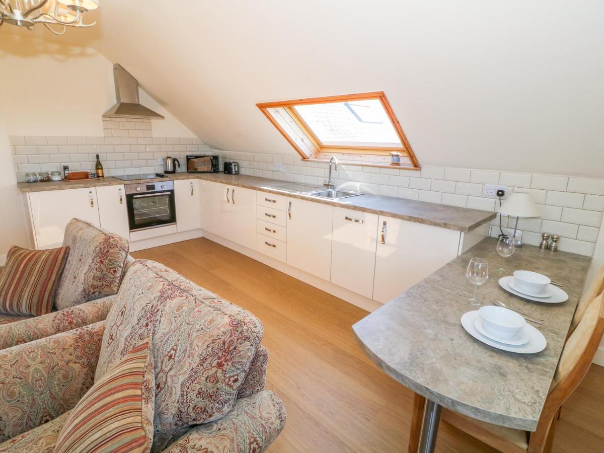 Llain Haf Apartment แคลนเกฟนี ภายนอก รูปภาพ